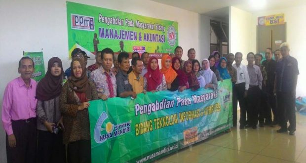 Suasana pelatihan seminar Motivasi Manajemen Organisasi dan Soft Skill di Jakarta